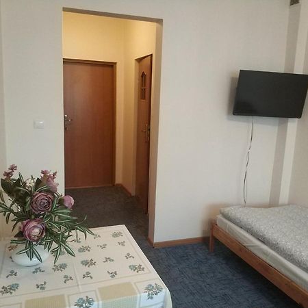 Hotel Mark Marki  Ngoại thất bức ảnh